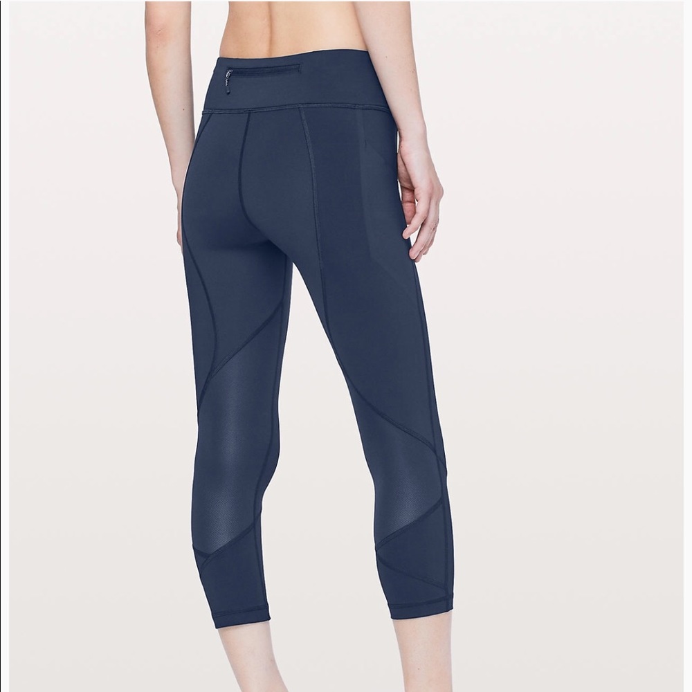 Lululemon pace Rival crop